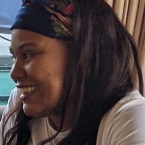 Meet your Posher, Abigail